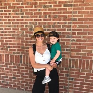 Meet your Posher, Laura